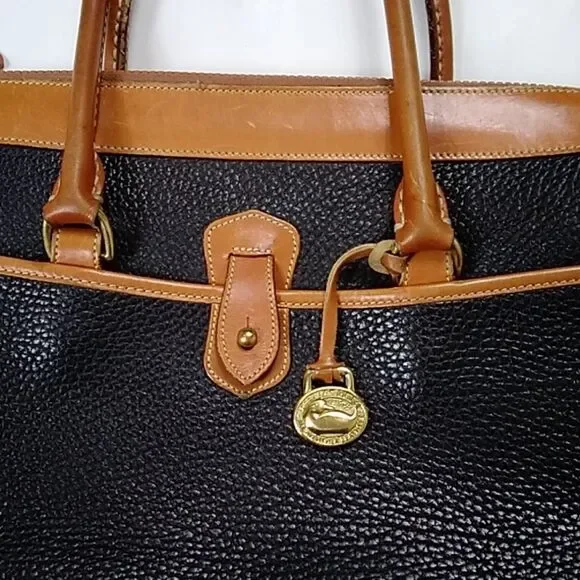 Vintage Dooney Bourke Women Handbag - Picture 3 of 12